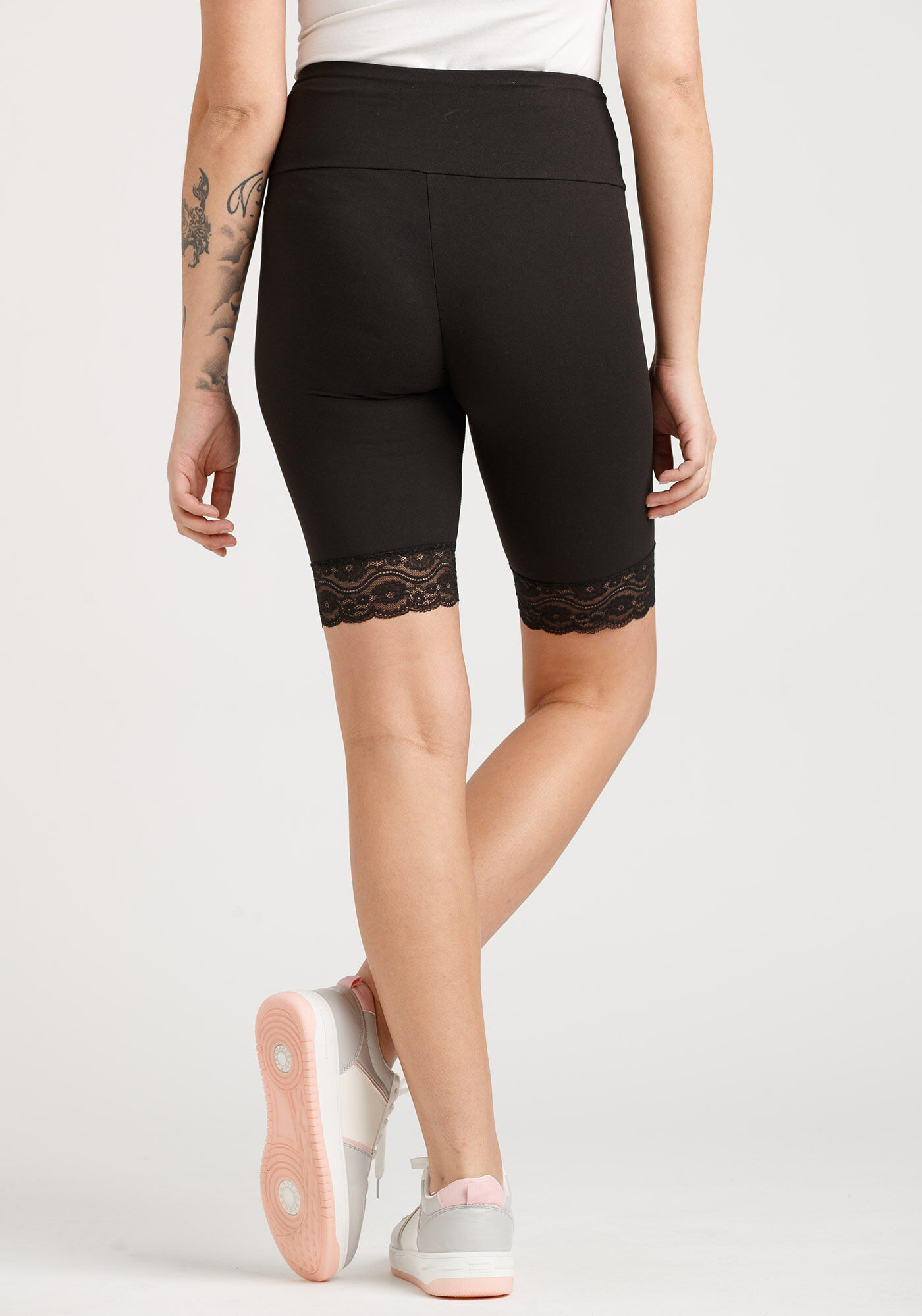 Lace shop bicycle shorts