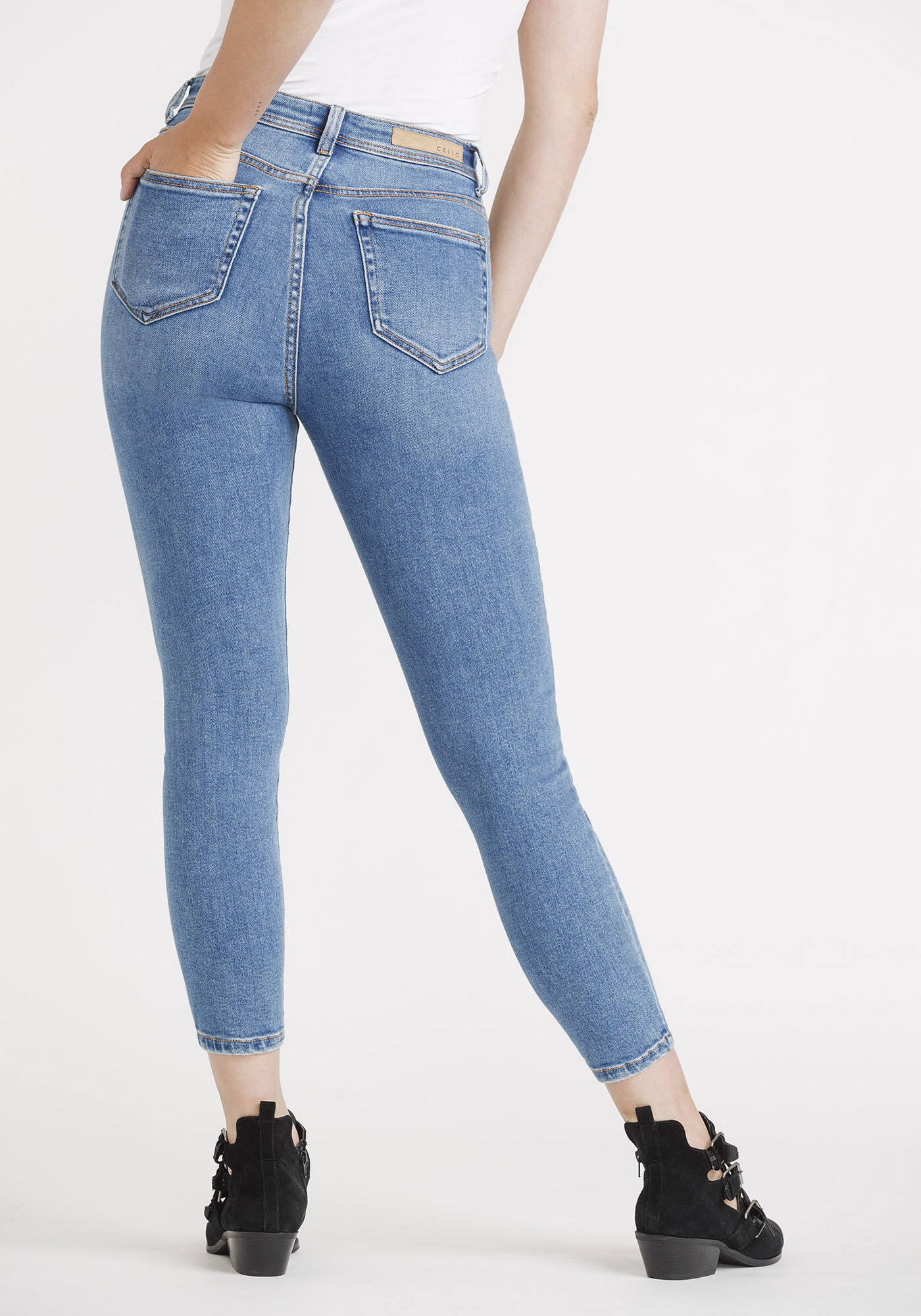 High rise button hot sale fly skinny jeans