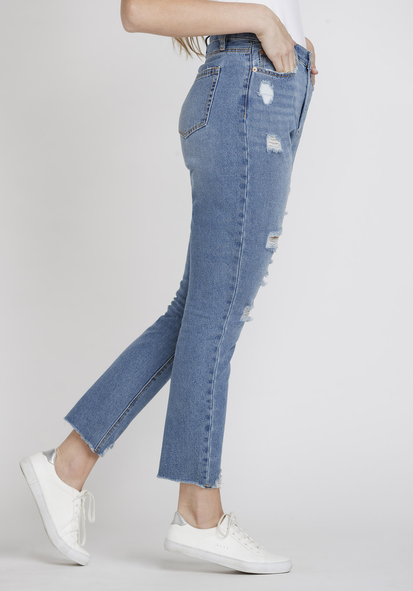 Women's High Rise Distressed Mom Jeans