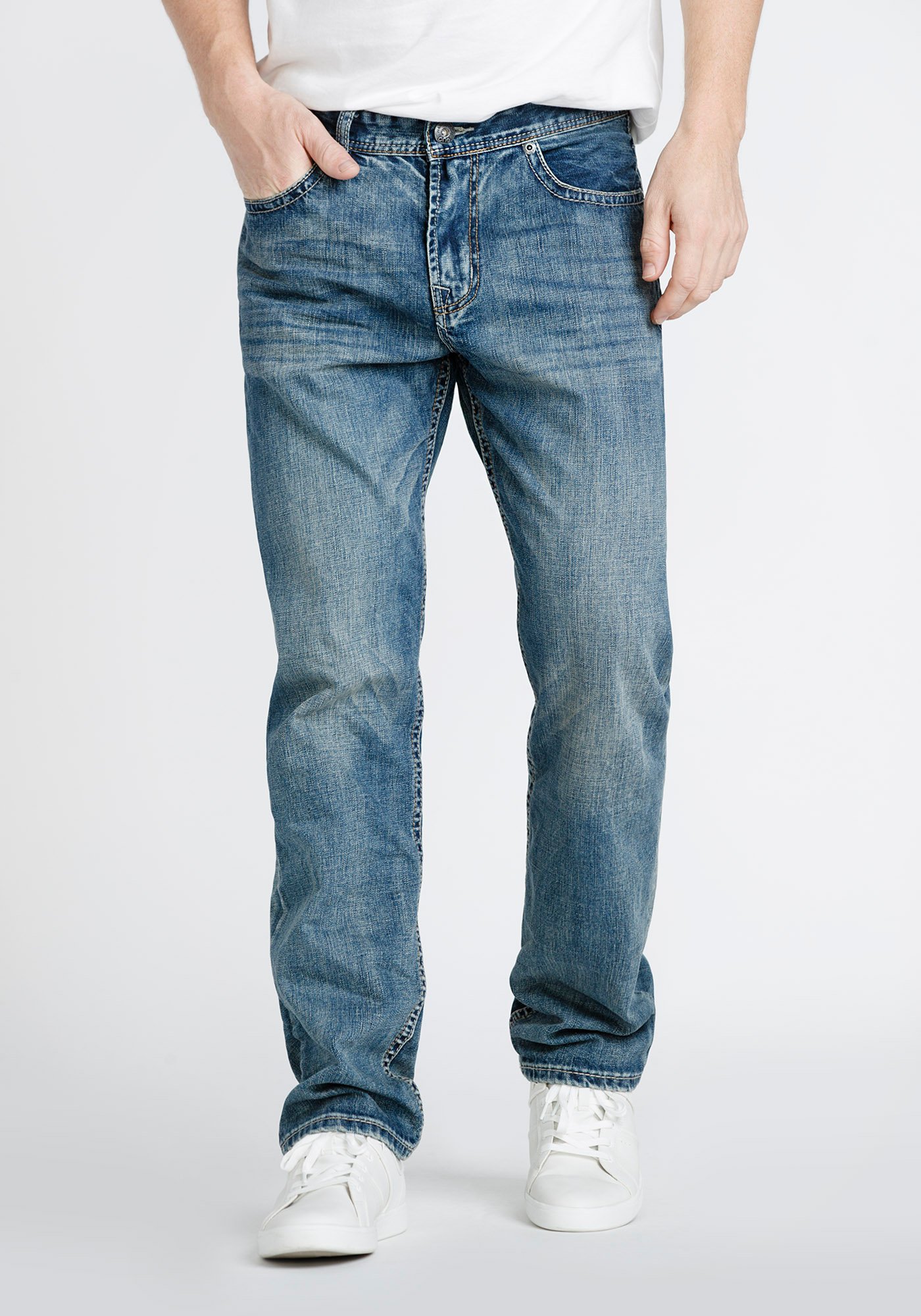 Men's Vintage Wash Relaxed Straight Jeans