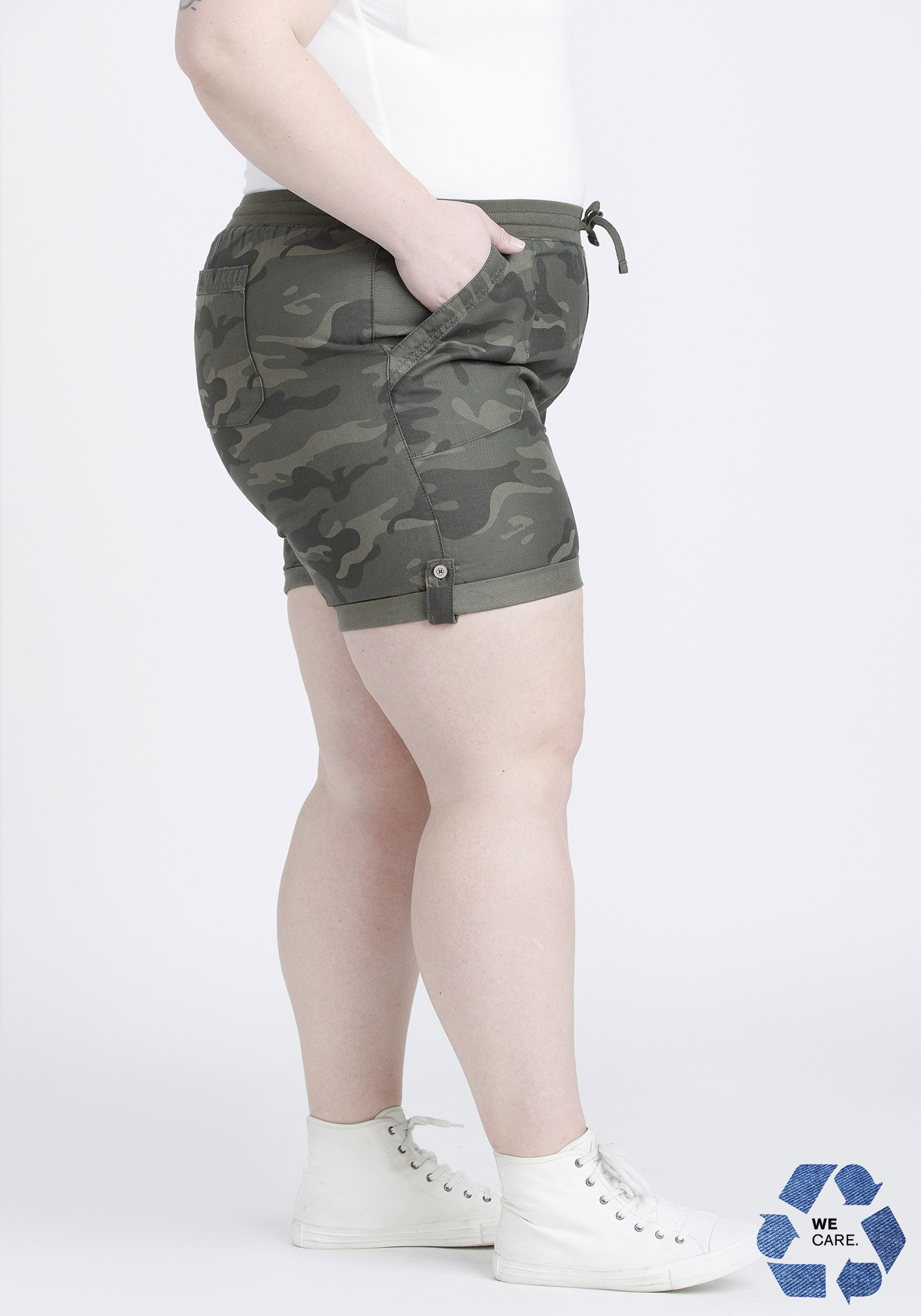 Women's Camo Pull-on Surplus Pocket Midi short