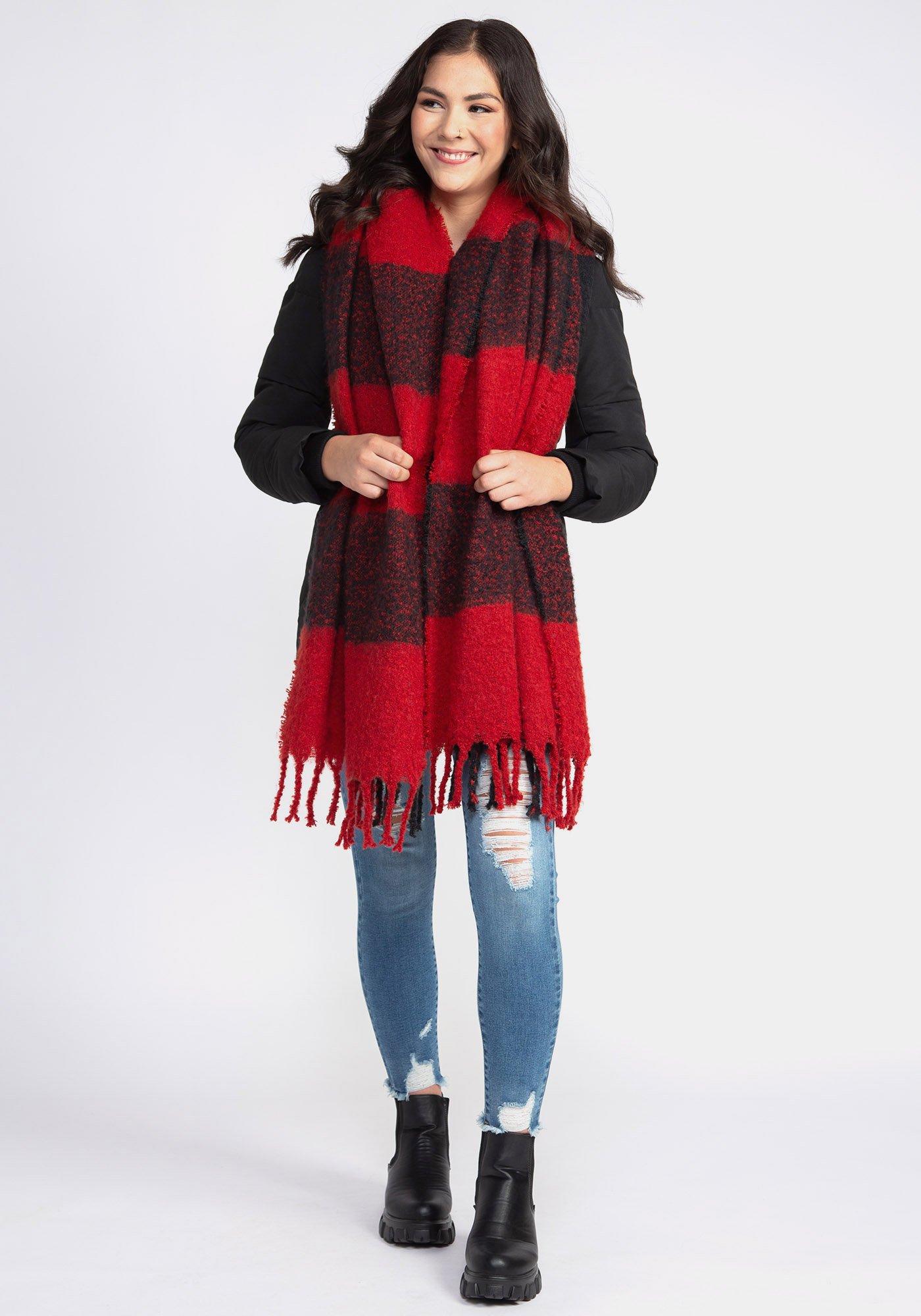 Women's Buffalo Plaid Fringe Scarf