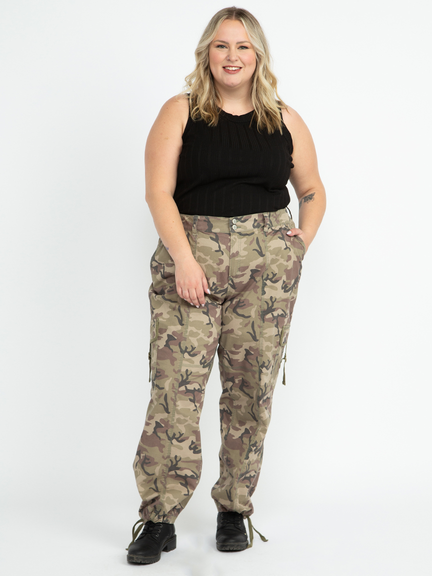 Women's Plus 2 Button Camo Baggy Cargo Pants