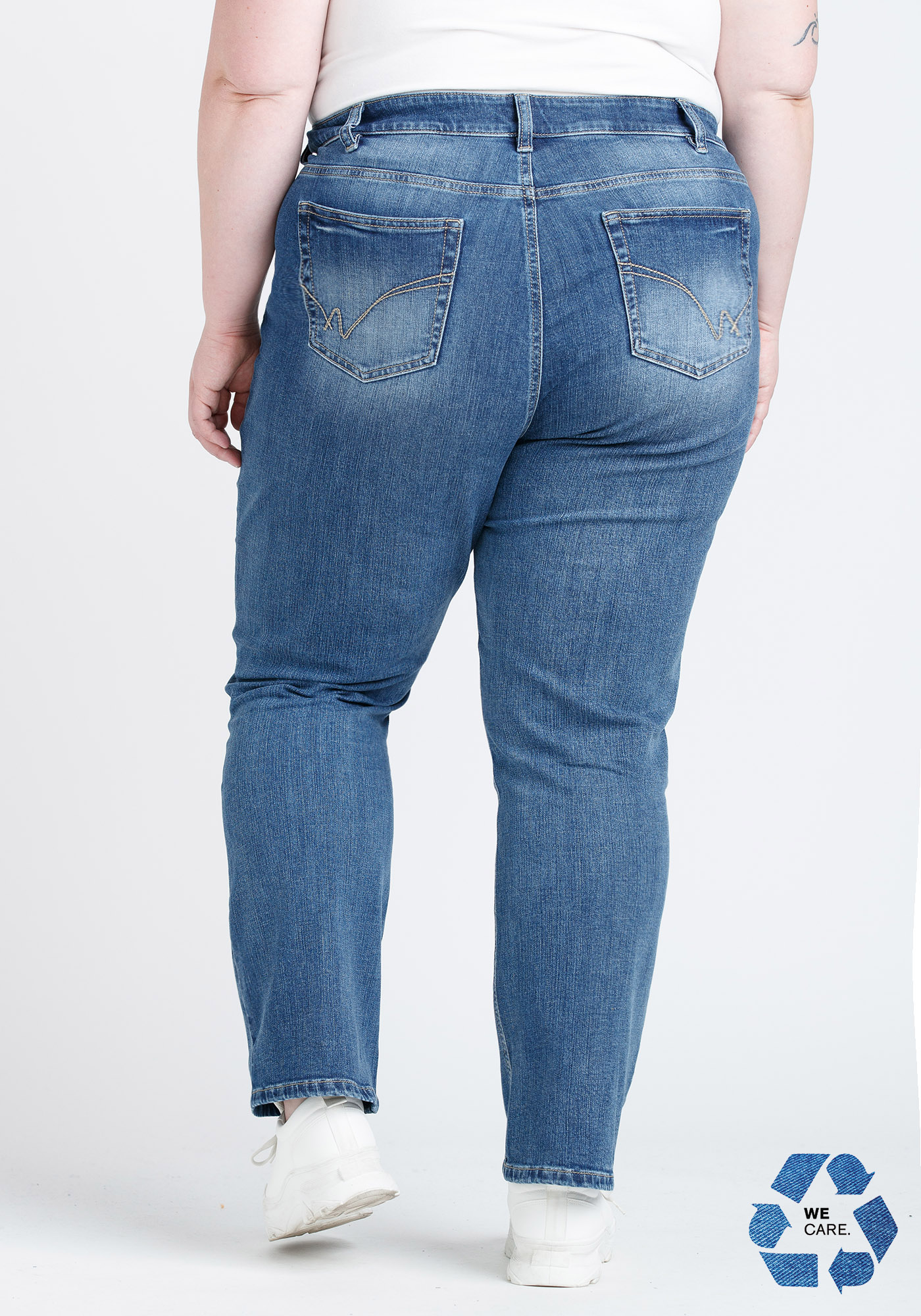 Women's Plus Straight Jeans