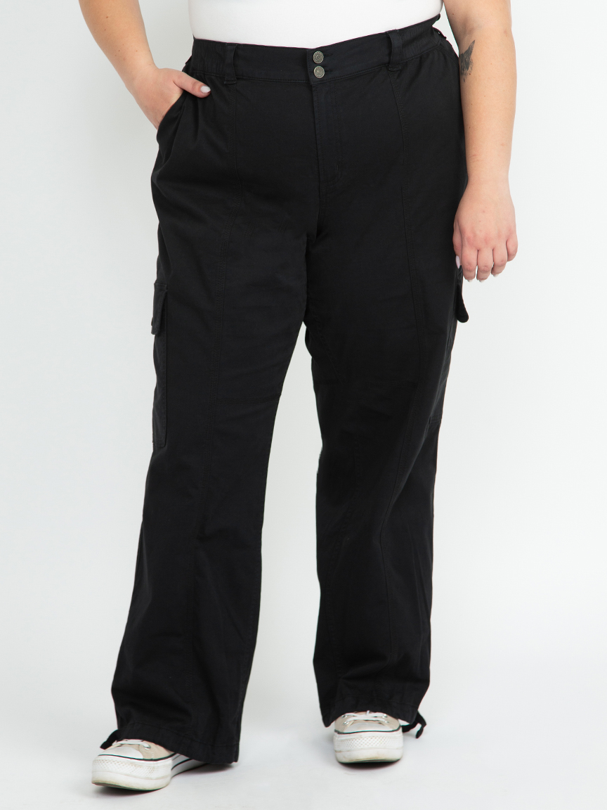 Women's Plus 2 Button Baggy Cargo Pants