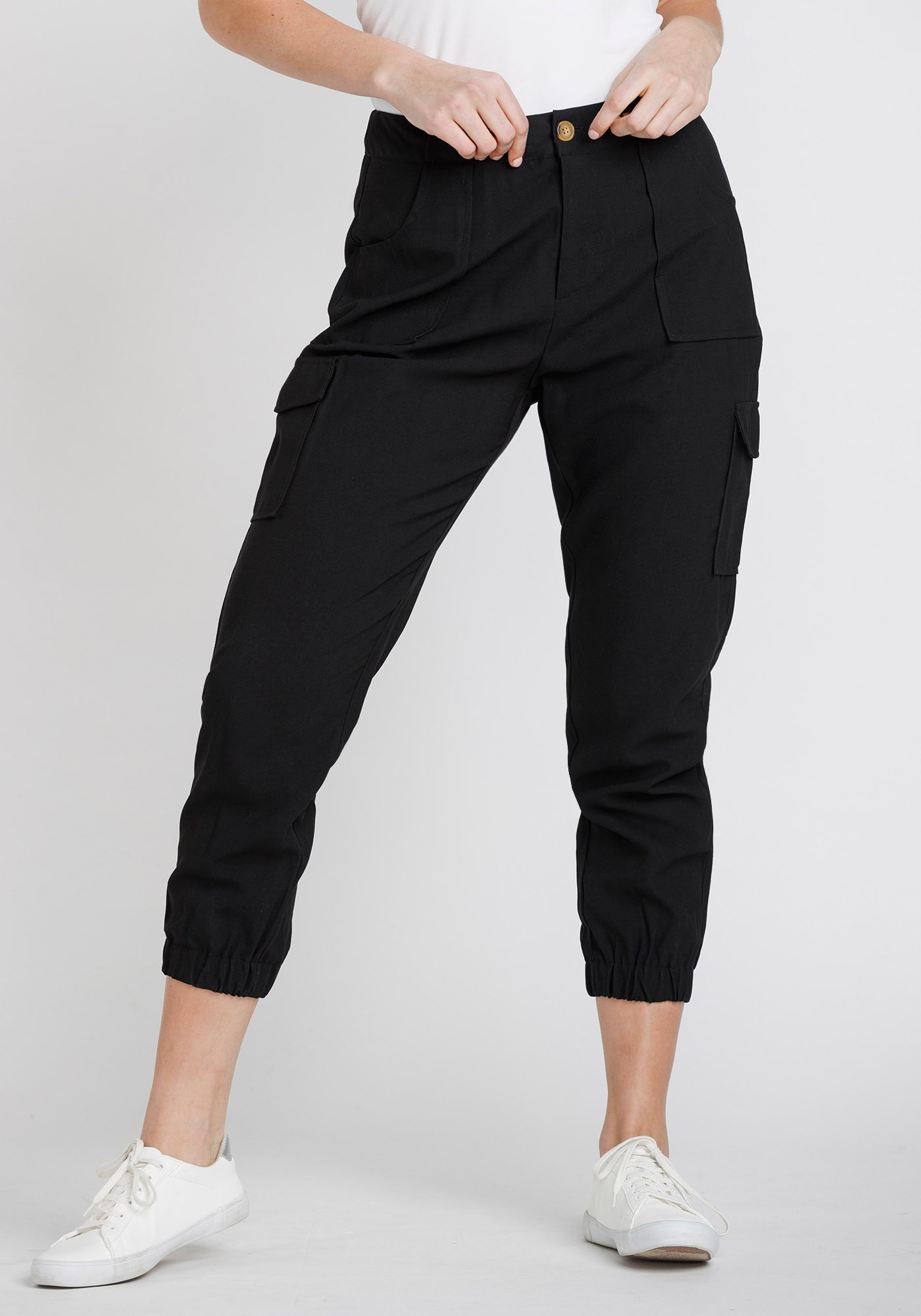 Women's Cargo Jogger Pant