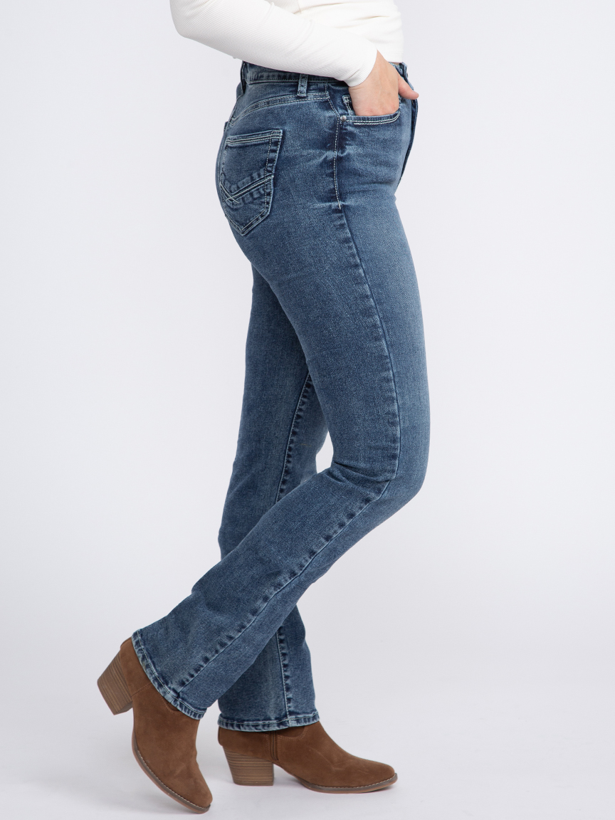 Women's Curvy Straight Jeans