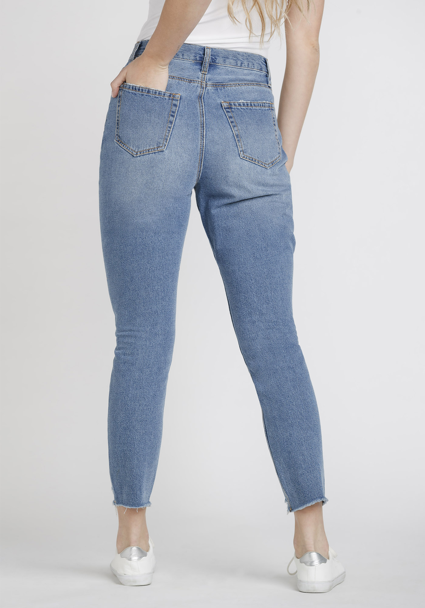 Women's High Rise Distressed Mom Jeans