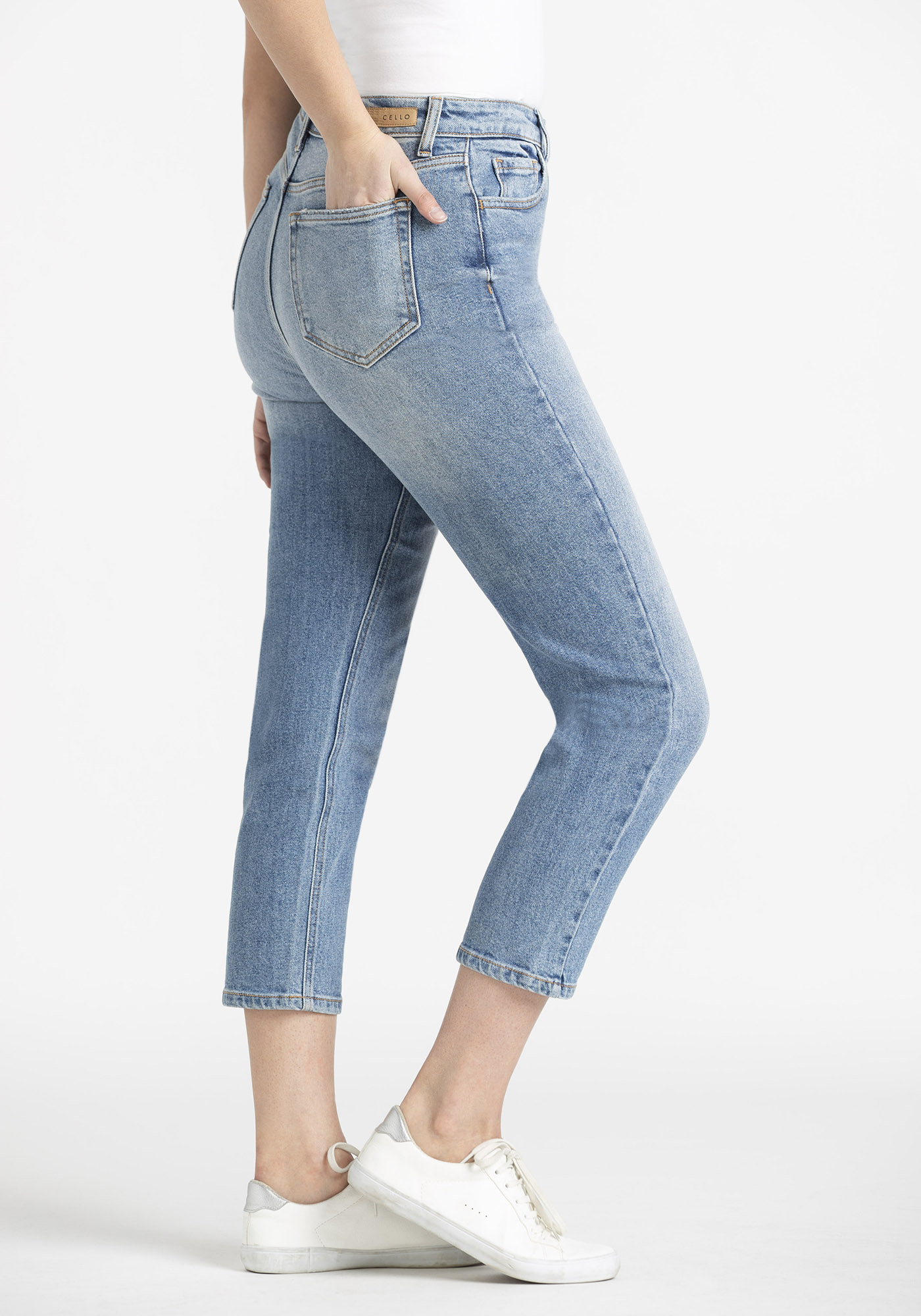 Women's High Rise Crop Straight Jeans