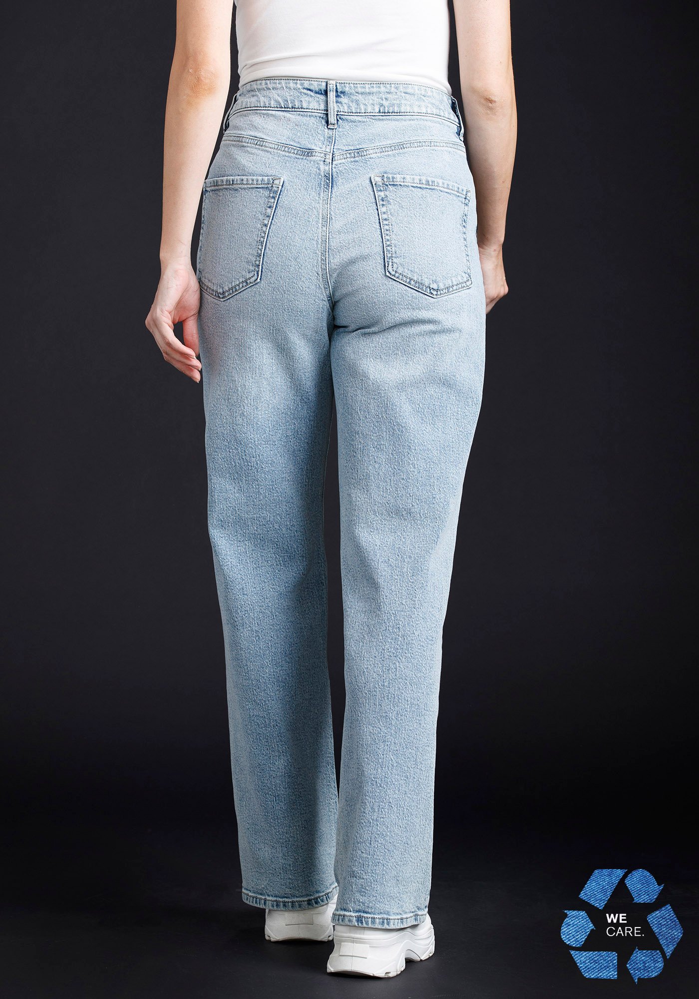 Women's High Rise Destroyed Wide Leg Jeans