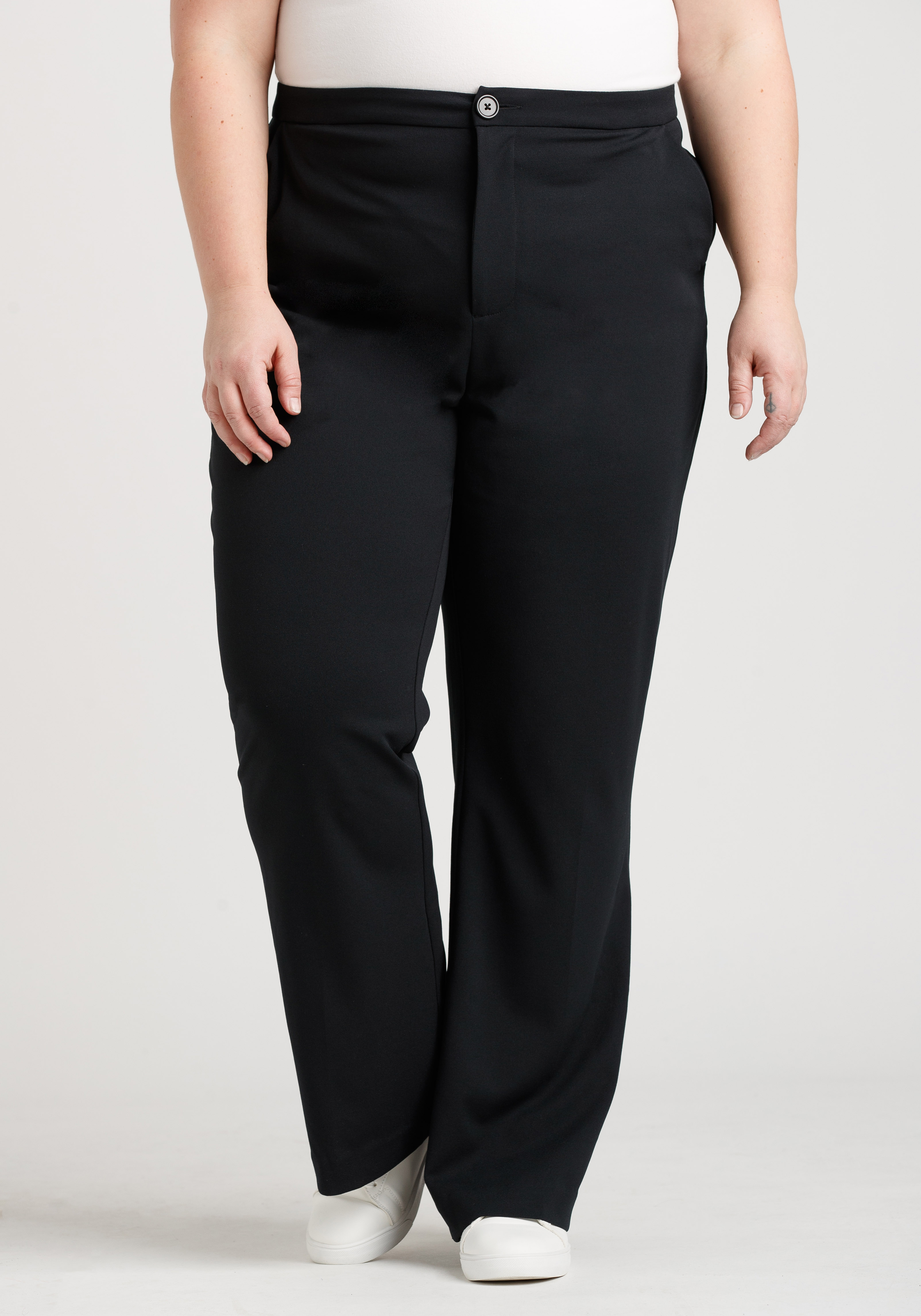 Women's Plus High Rise Black Crepe Knit Wide Leg Pant